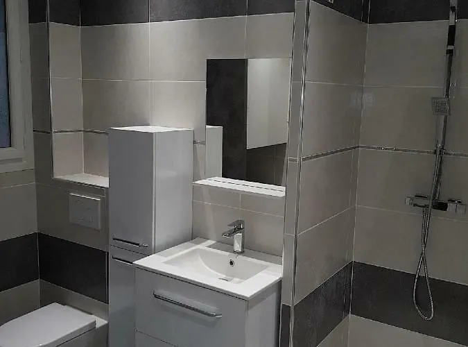 In French Riviera 아파트